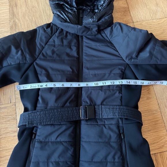 Athleta XXS Grace Peak Black Hooded Belted Water Resistant Wind Jacket - Picture 7 of 8
